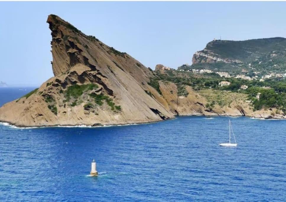 Beau T2 Tout Equipe Sur Le Port, Centre Ville La Ciotat Zewnętrze zdjęcie