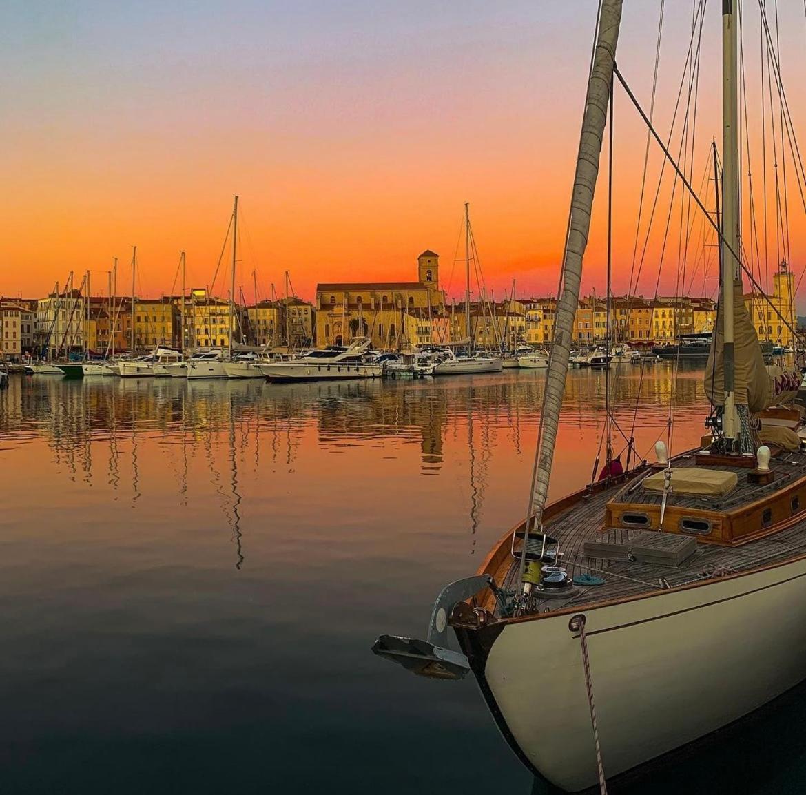 Beau T2 Tout Equipe Sur Le Port, Centre Ville La Ciotat Zewnętrze zdjęcie